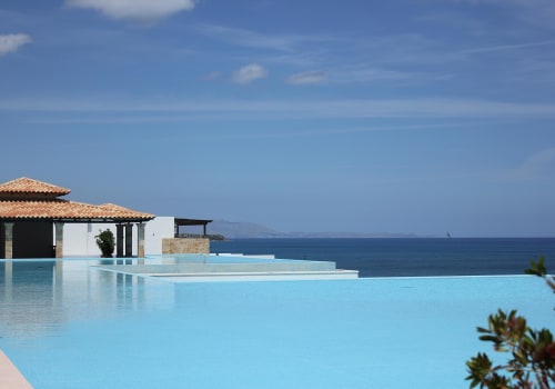From Home Buying Company to Backyard Bliss: Create Your Dream Pool in Rapperswil-Jona